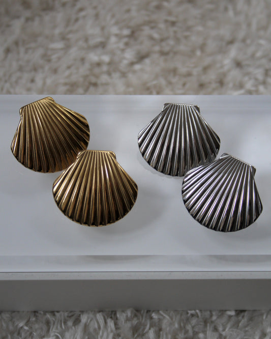 Shell Earring